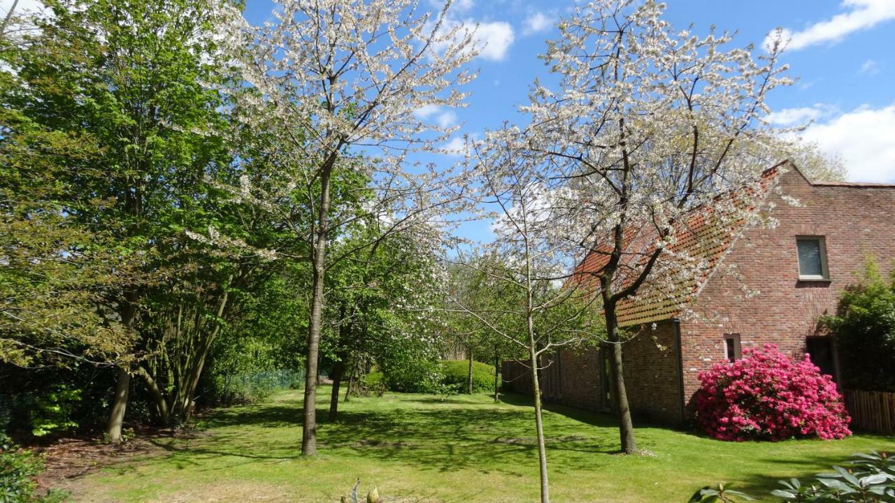 Villa The Two Oaks - Private Garden For Guests Hertsberge Exterior foto